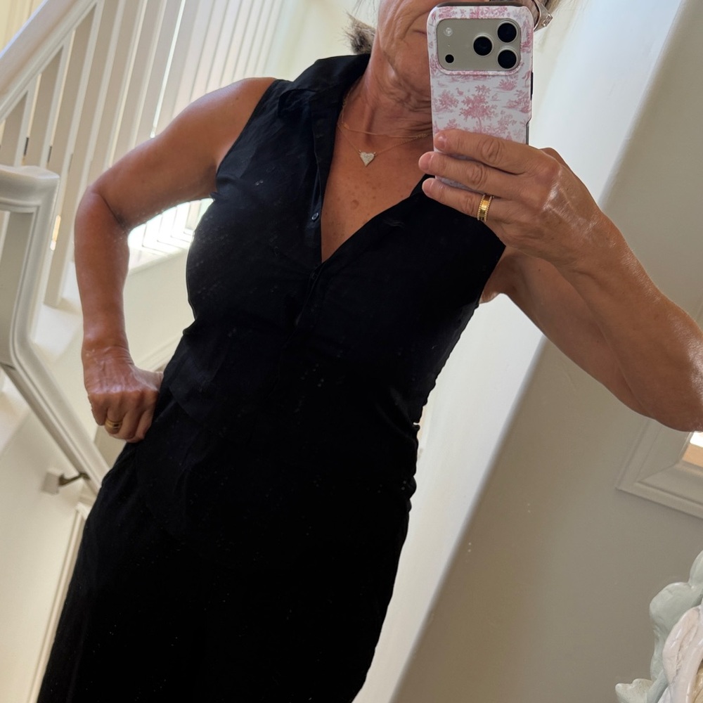 A.L.C Classic Sleeveless Black button down top sz4